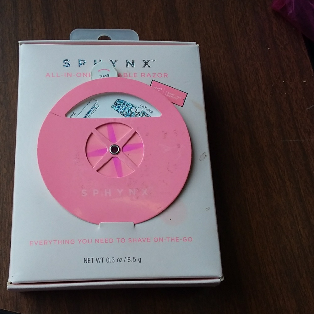Sphynx All in one portable razor